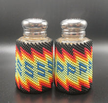 Load image into Gallery viewer, BEADWORK SALT/PEPPER SHAKER
