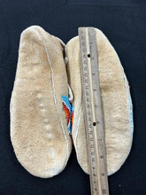 Load image into Gallery viewer, Moccasins Adult (Size 4)
