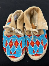 Load image into Gallery viewer, Moccasins Adult (Size 4)
